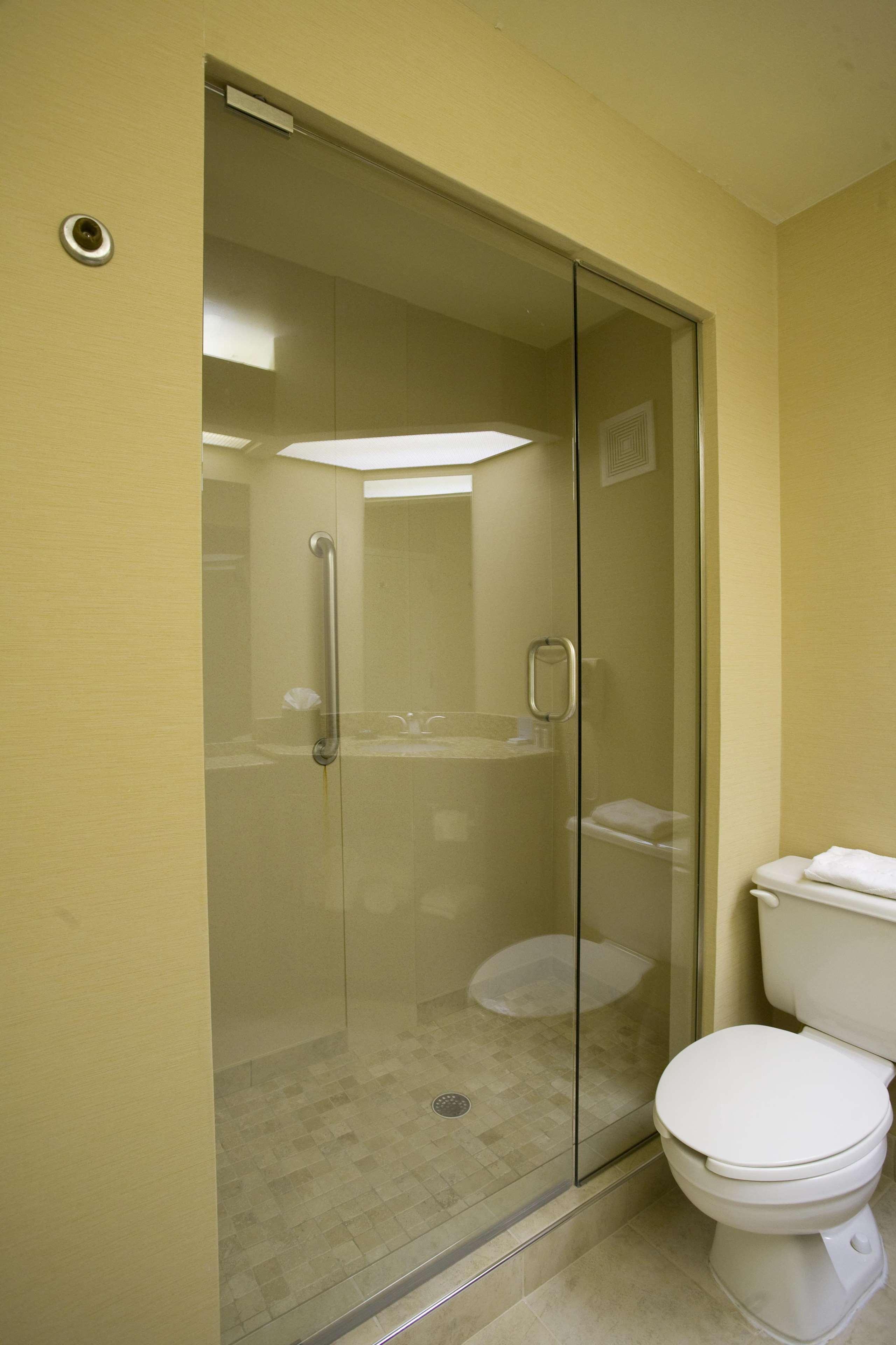Hampton Inn Atlanta-Newnan Room photo
