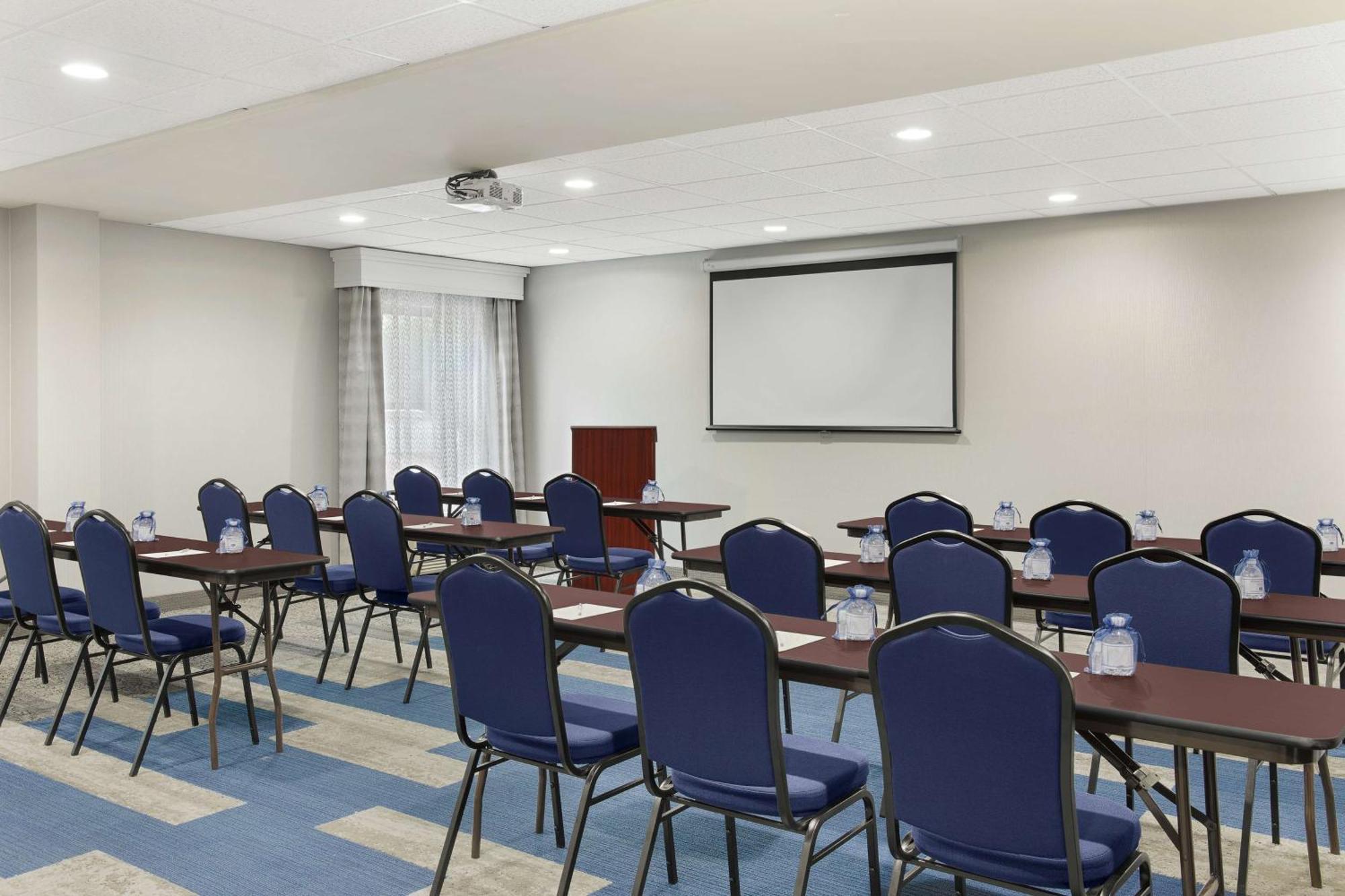 Hampton Inn Atlanta-Newnan Exterior photo