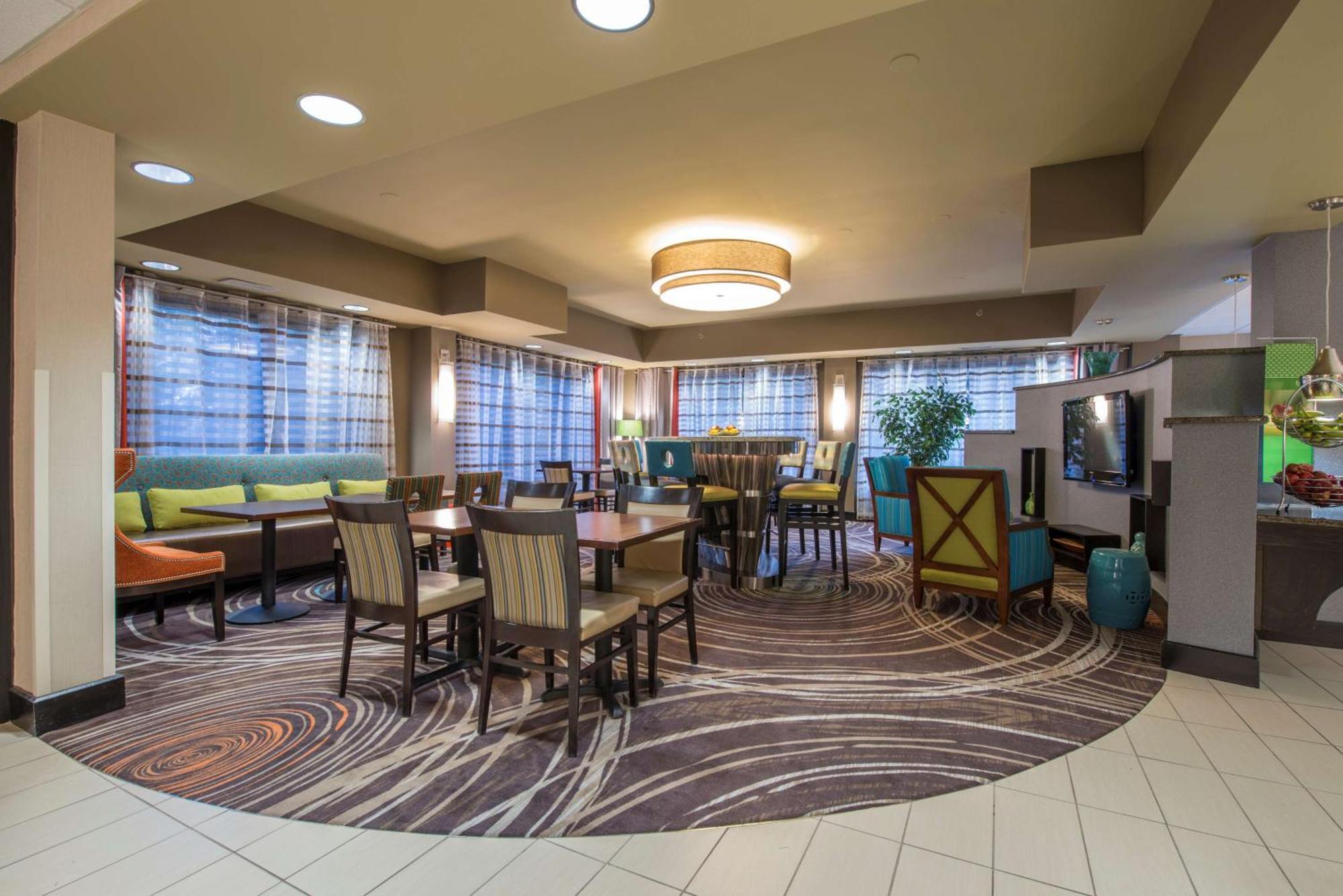 Hampton Inn Atlanta-Newnan Exterior photo